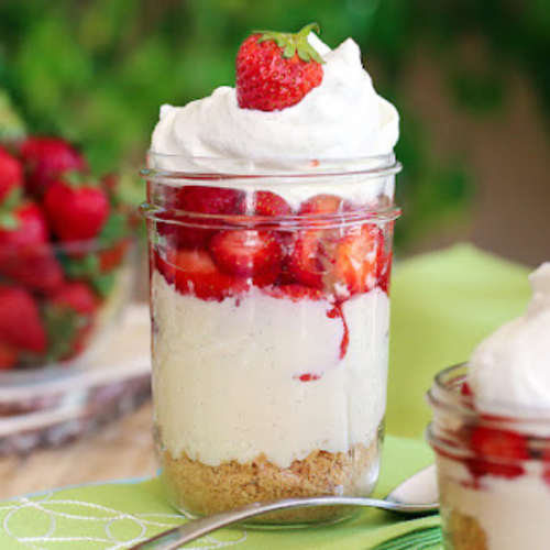 Strawberry Cheesecake in a Jar - The Slow Roasted Italian