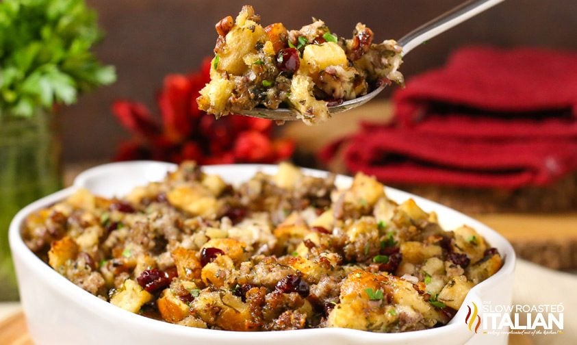 sausage-cranberry-and-apple-stuffing-2014tsri-wide2-7544184