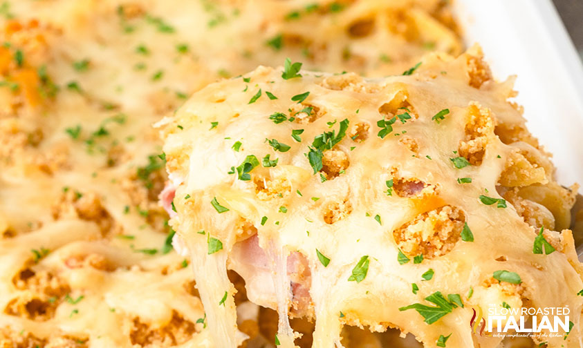 baked chicken cordon bleu being served.