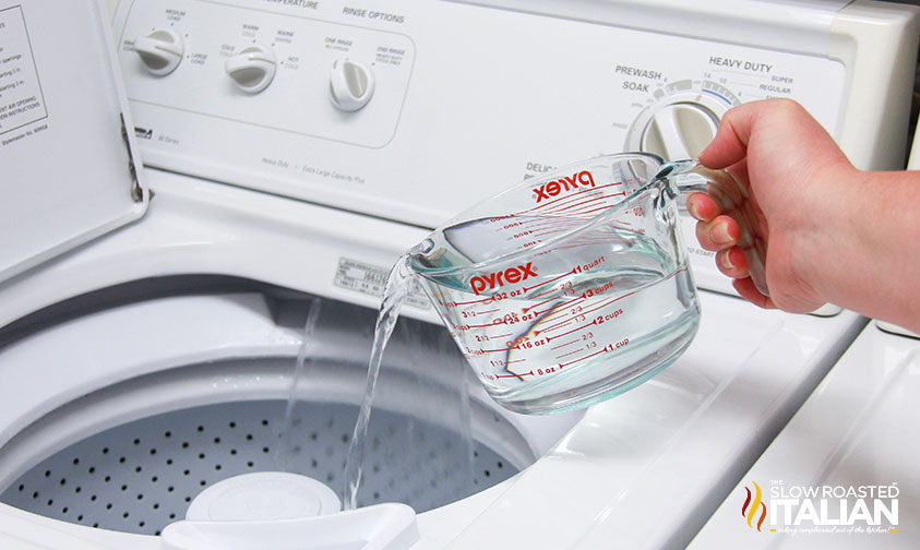 adding vinegar to washing machine