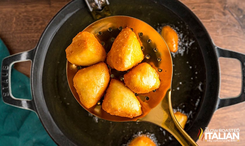 fried cracker barrel beignets