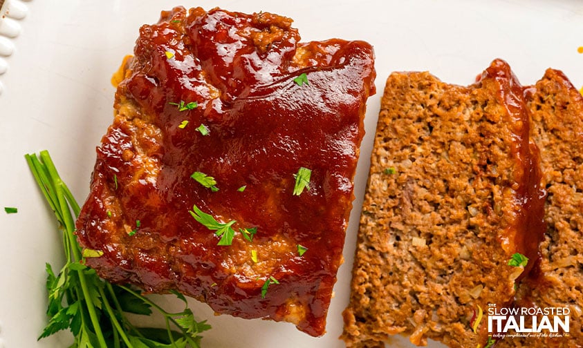 sliced boston market copycat meatloaf recipe