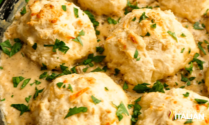 close up: drop biscuits in sawmill gravy